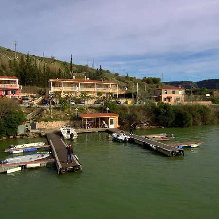 Ebro Fishing Apartment Mequinenza Exterior photo